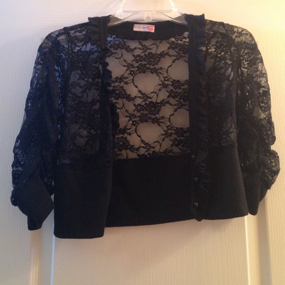 Lace Crop Cardigan