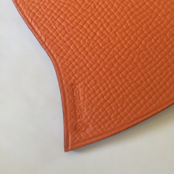 🚫sold🚫 Hermes Togo and Epsom GM size Heart Charm - Picture 3 of 4