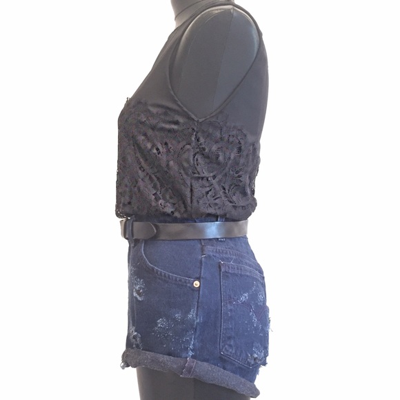 AMAZING NWOT OSCAR DE LA RENTA LACE BODY SUIT!! - Picture 3 of 4