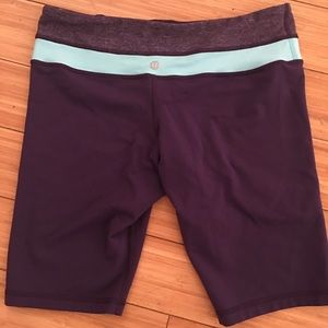 Lululemon Blue Groove Shorts 8 Tall