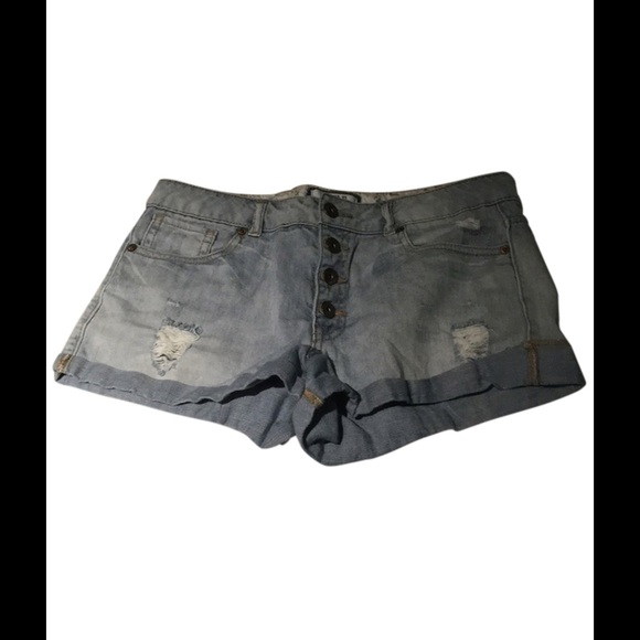Light denim shorts