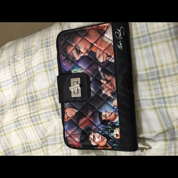 Elvis wallet