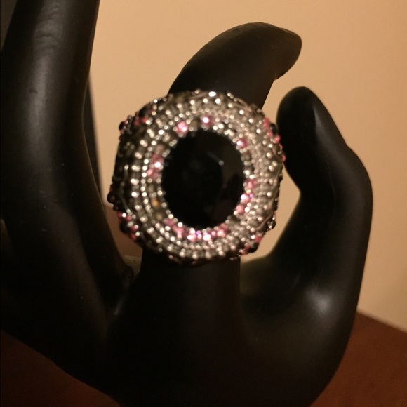 RHINESTONE FASHION RING - Picture 2 of 3