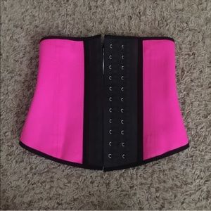 Waist trainer