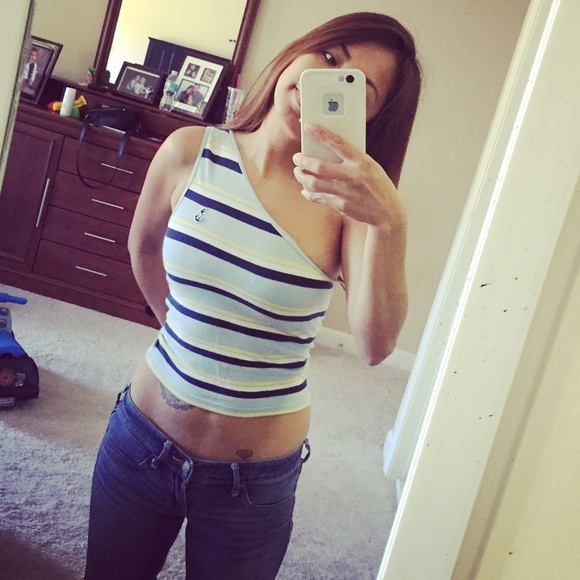 Abercrombie crop top
