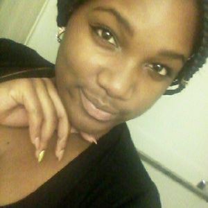 Meet your Posher, Nahkeema