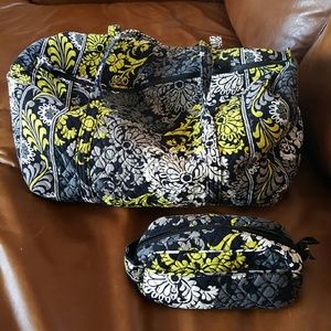 Vera Bradley Baroque Large Duffel w matching bag