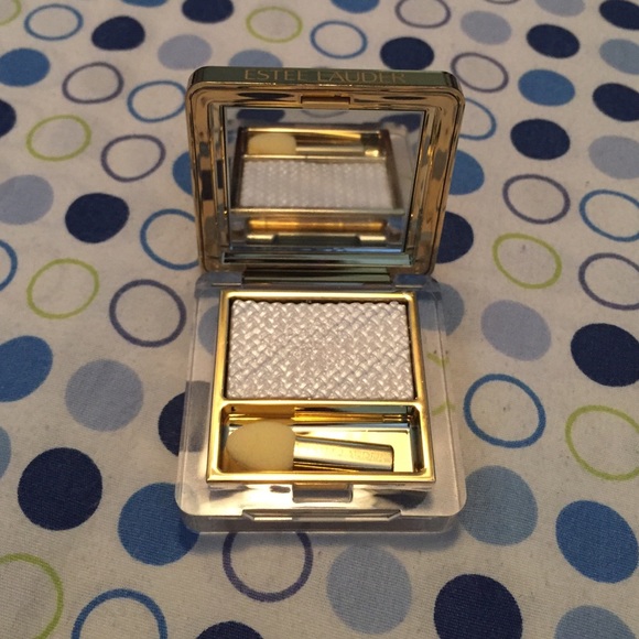 Estée Lauder eyeshadow