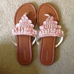 🌸Xhilaration Floral Frilly Sandals🌹
