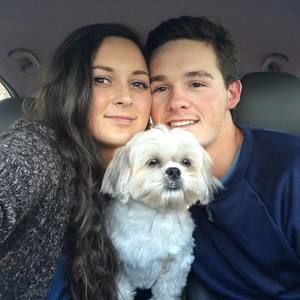 Meet your Posher, Devin