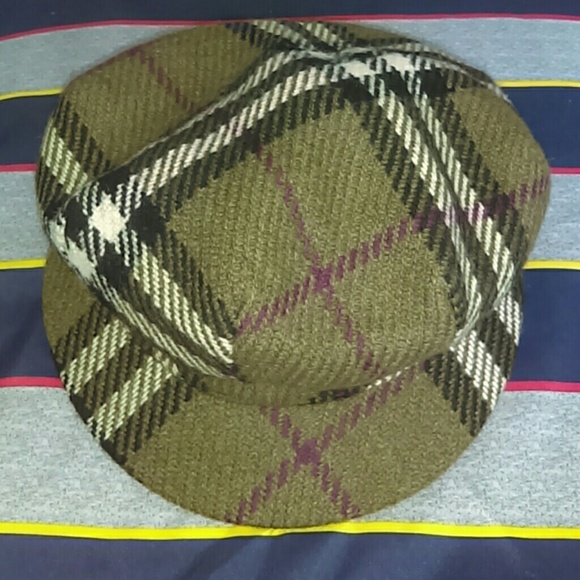 Burberry  newsboy cabbie 100% wool hat