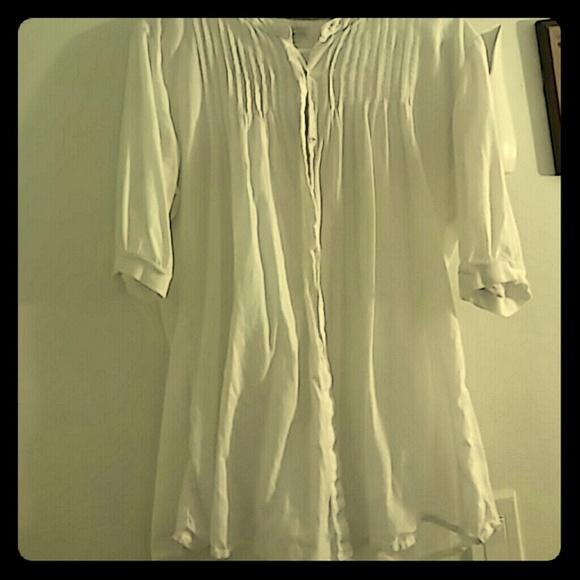 Pretty white blouse
