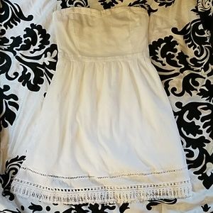 White strapless dress with lace detailing