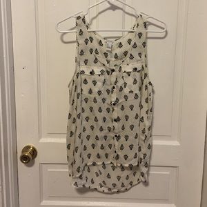 Cream and Black patterned hi-lo tank top!