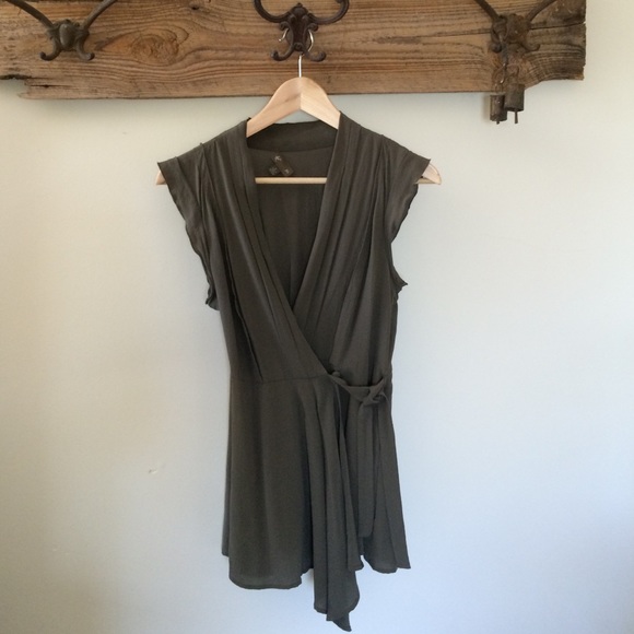 Olive Anthropologie HOLD for @samposhmark1