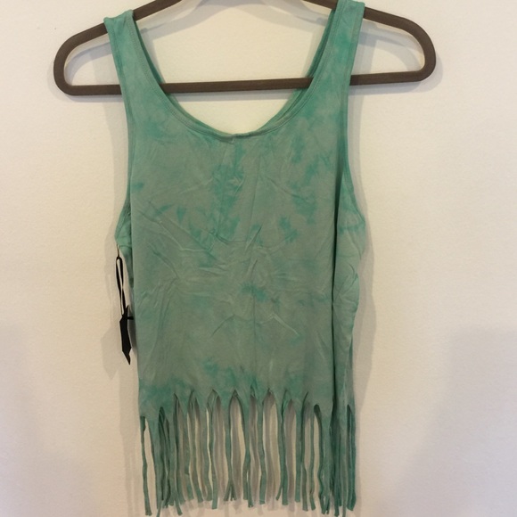 NWT forever21 fringe crop top. Size large - Picture 3 of 4