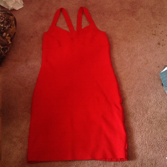 Red Dress - Picture 1 of 3
