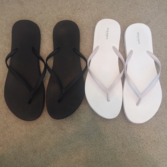 2 for 1 Old Navy Flip Flops!