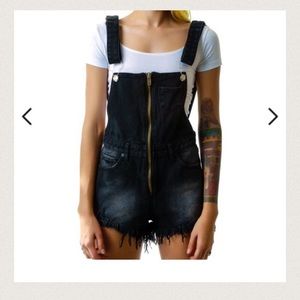 UNIF Yokel shortalls Reserved for Trade