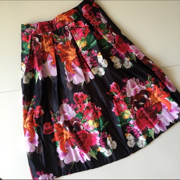 Brand new midi floral skirt