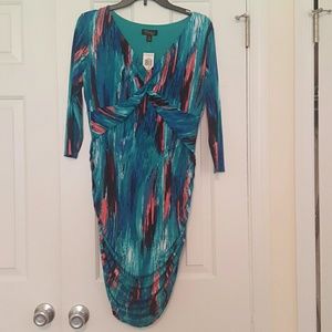 Gorgeous brush stroke front knotted print dress