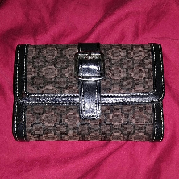 Multi card wallet