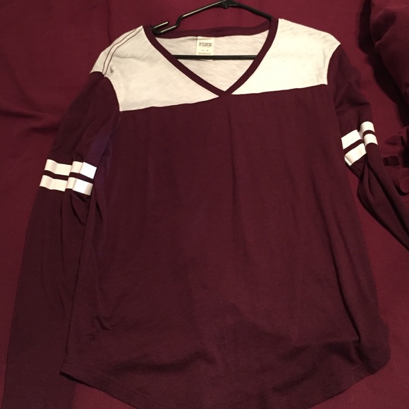PINK vneck
