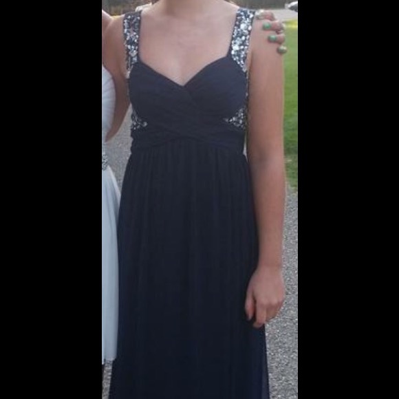 Prom dress - Picture 3 of 4