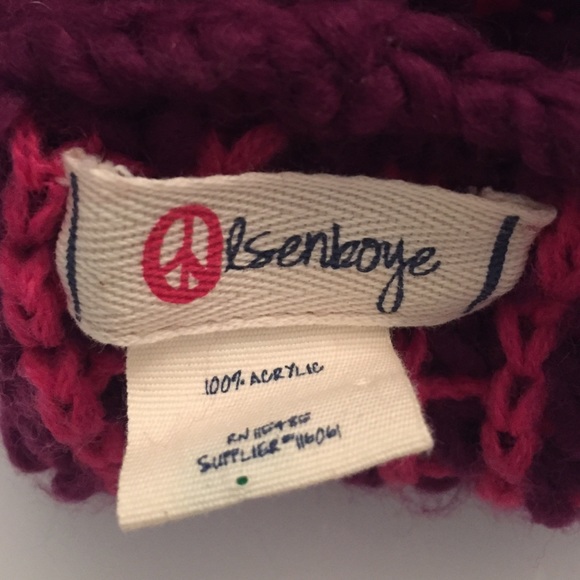 Beautiful Infinity Scarf! - Picture 2 of 2