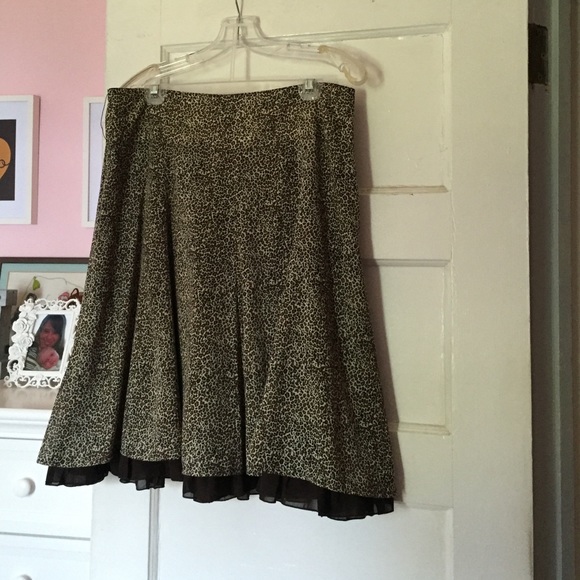 SOLD (Bundled) Leopard Chiffon Circle Skirt - Picture 2 of 4