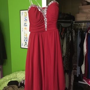 Red prom dress