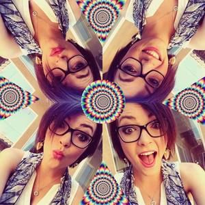 Meet your Posher, Kimberly