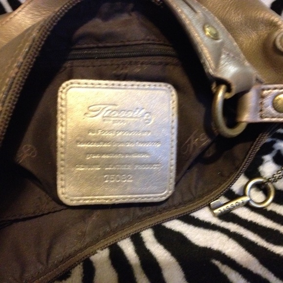 Fossil Purse - Picture 3 of 3