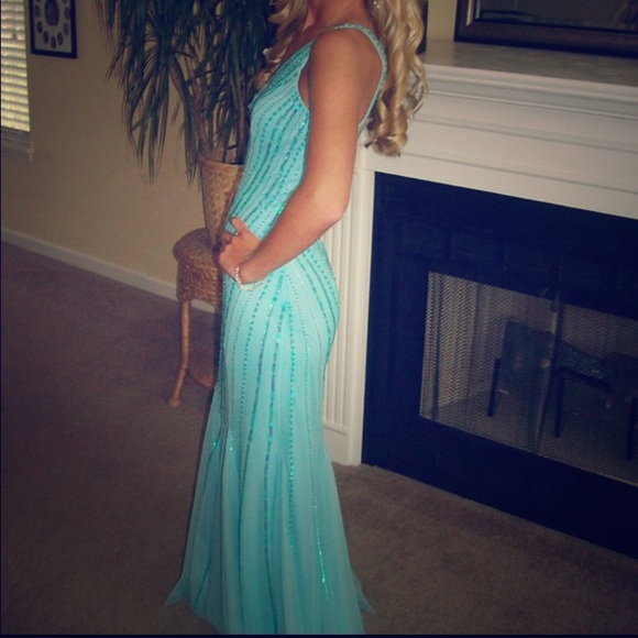 Von Maur Special Occasion Dresses