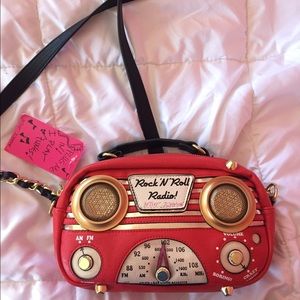 Betsey Johnson radio cross body purse