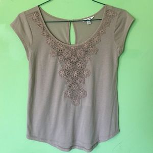 Tan shortsleeve shirt