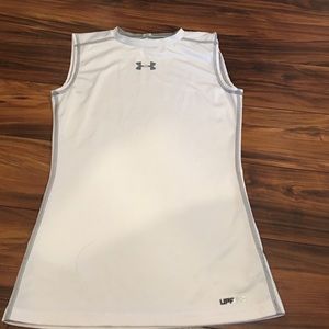 Under Armour Boys cut-off tank top