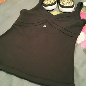 Lululemon athletica black tank workout bra