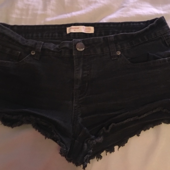 Black short shorts