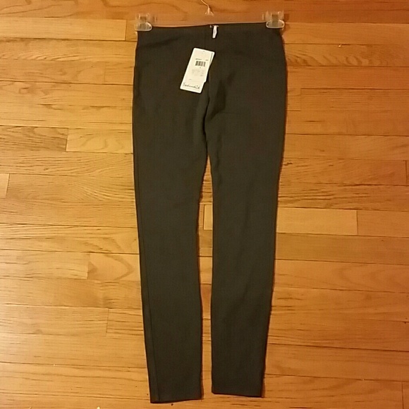 Splendid Grey Leggings (small)
