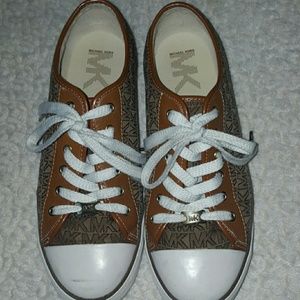 GUC brown Michael Kors sneakers