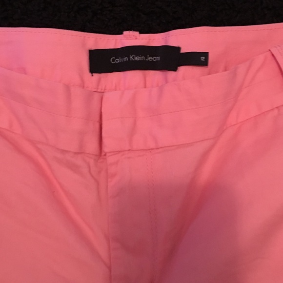Calvin Klein peachy shorts - Picture 3 of 4