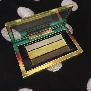 MAC Wash and Dry Green Clean