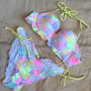 Vs swimsuits. Top: 32A Bottoms: M_graceW