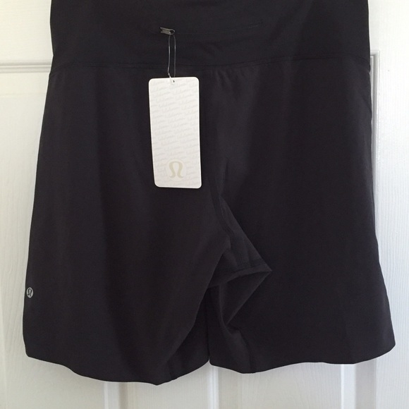Lululemon MENS hardcore short black size M NWT