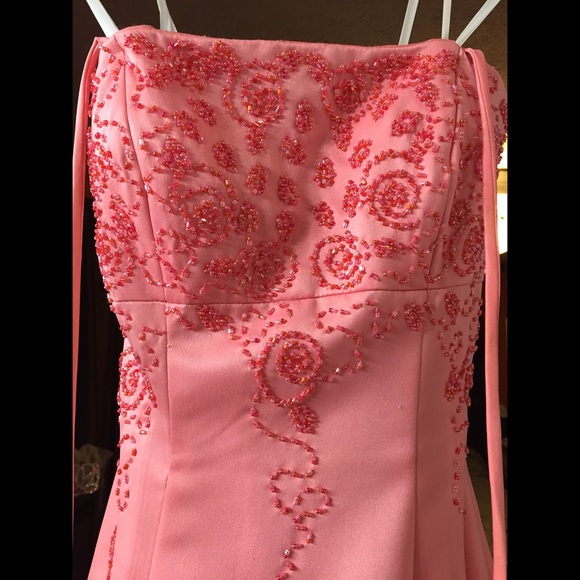 Cache Coral Prom Dress - Picture 1 of 4