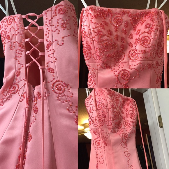 Cache Coral Prom Dress - Picture 3 of 4