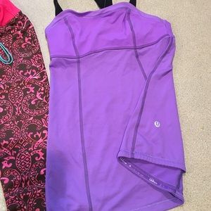 Lululemon size 4