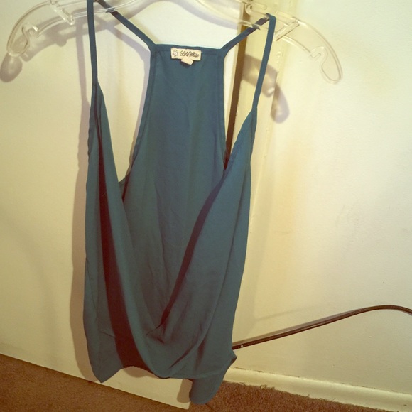 Loose elegant tank top