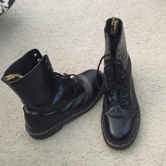 Black original Doc Martens!